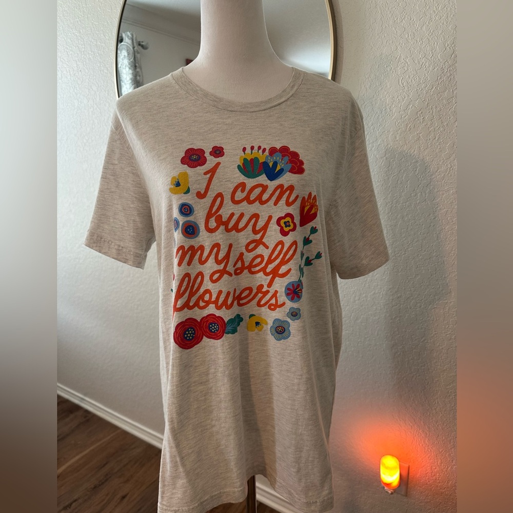 Oliver & Otis Graphic T-shirt 🌸🌻🌺🌼🪷